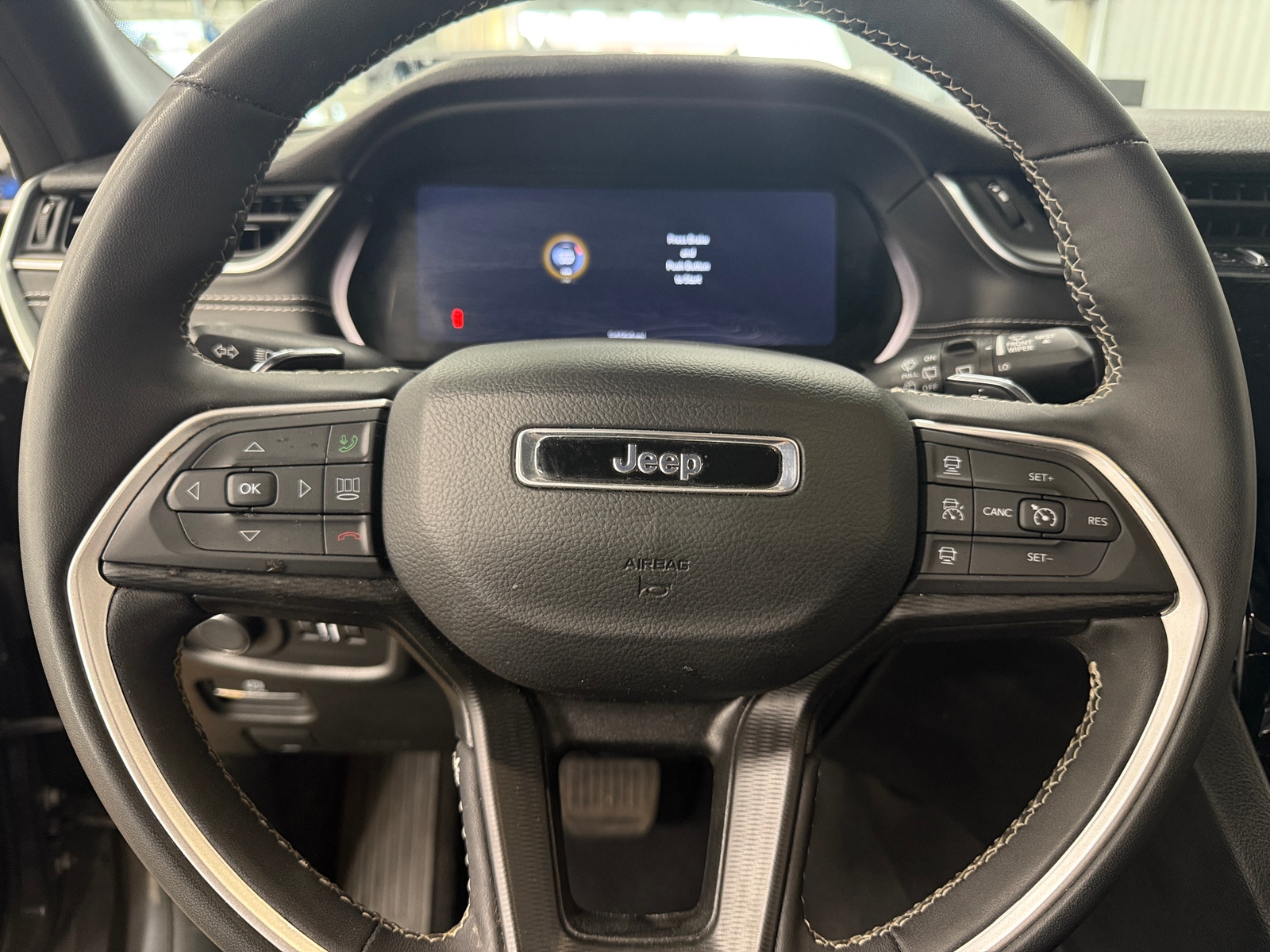 Thumbnail: 2024 Jeep Grand Cherokee L - 5