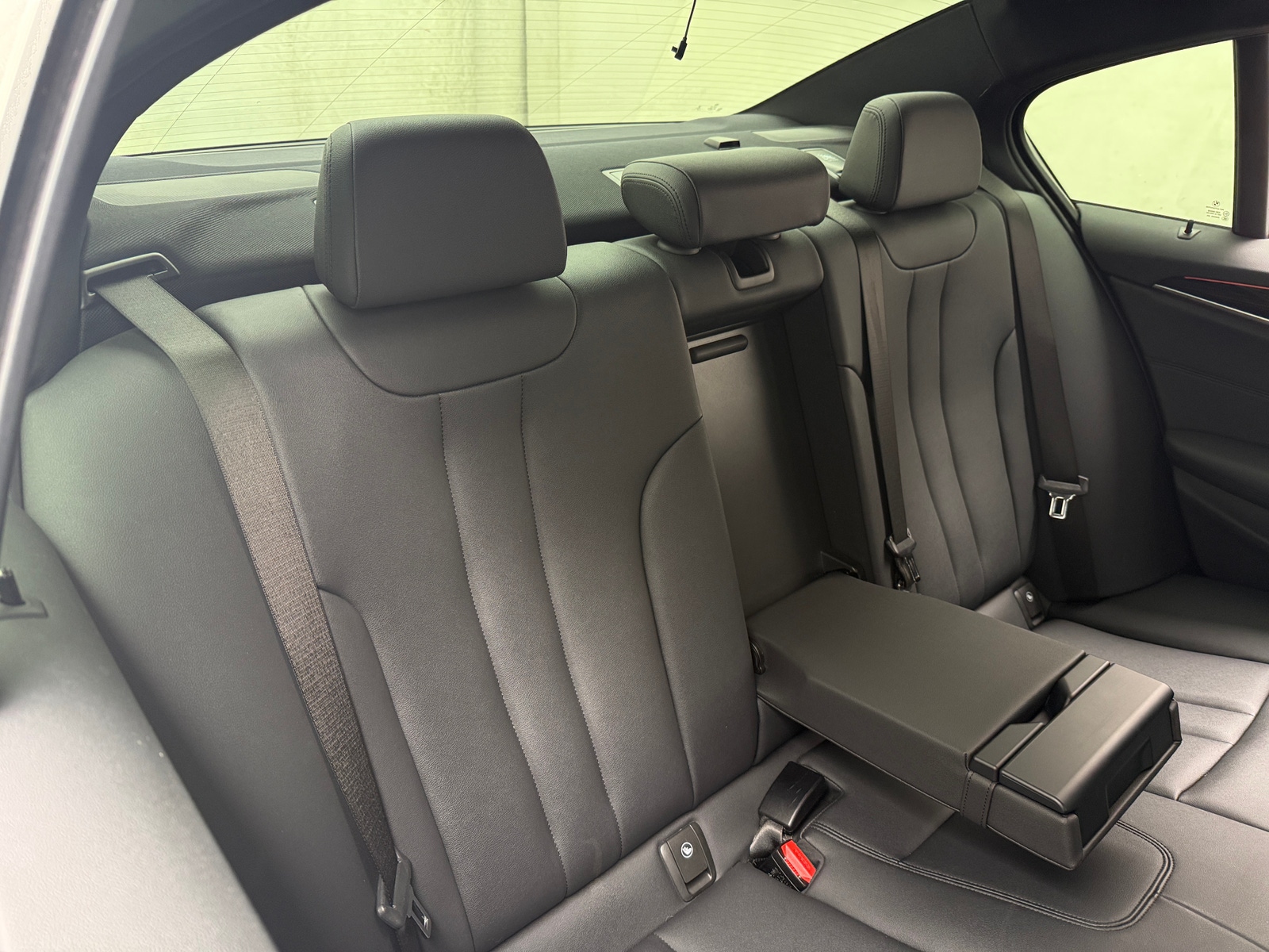 Thumbnail: 2019 BMW 5 Series - 5