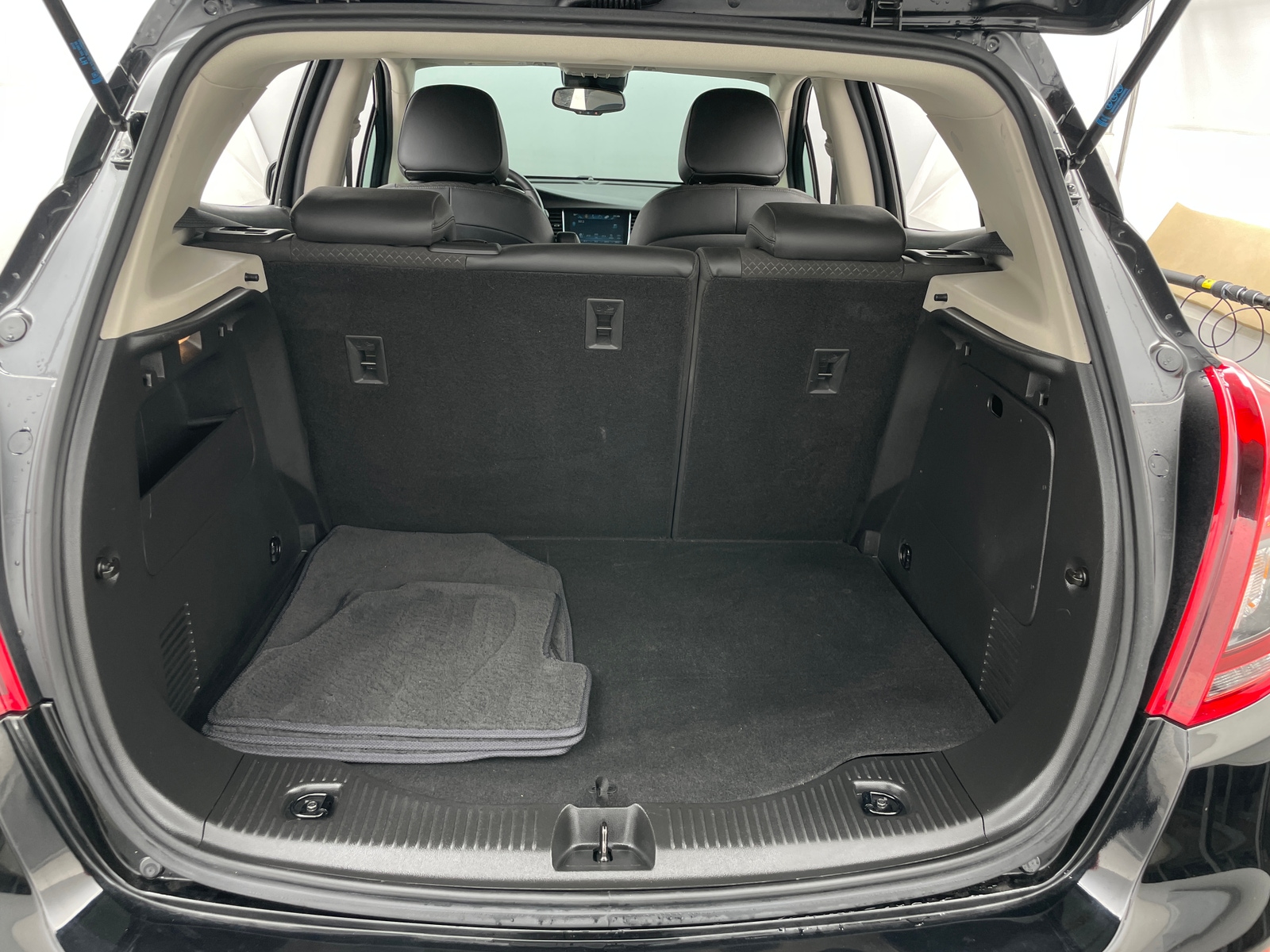 Thumbnail: 2020 Buick Encore - 6