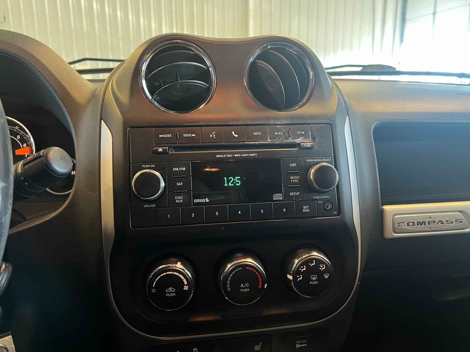 Thumbnail: 2017 Jeep Compass - 4