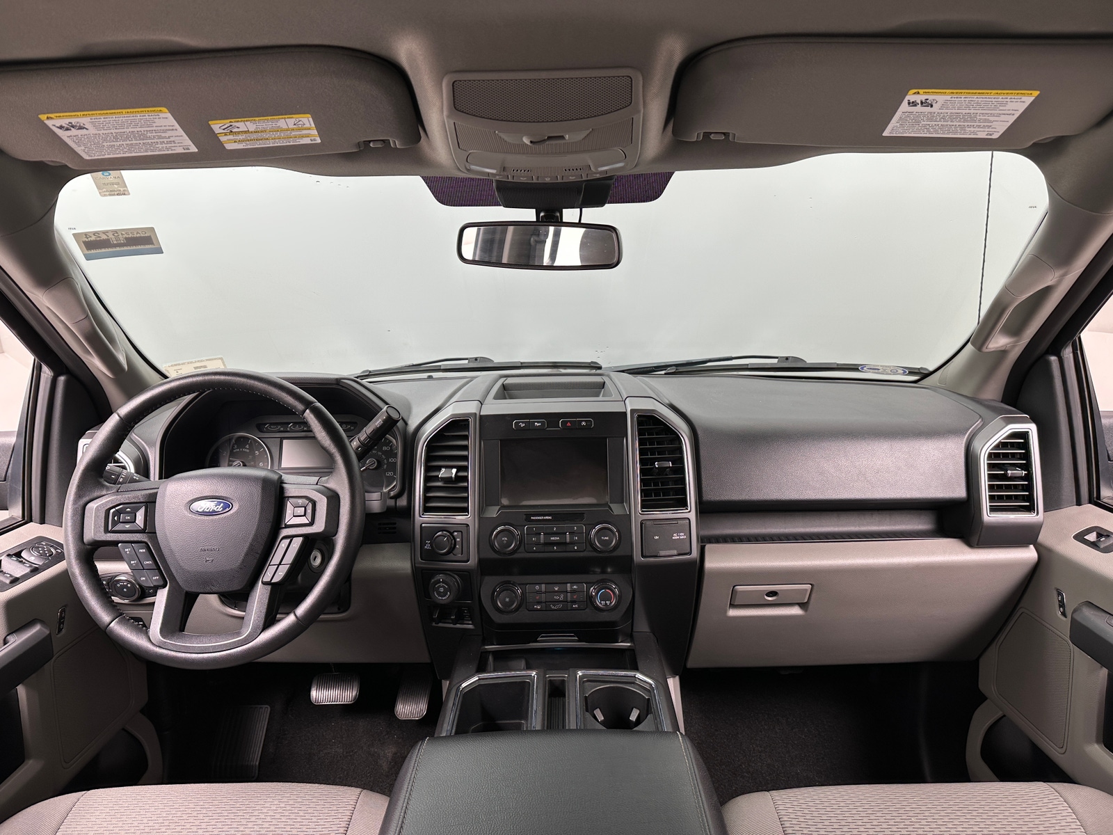 Thumbnail: 2019 Ford Econoline - 3
