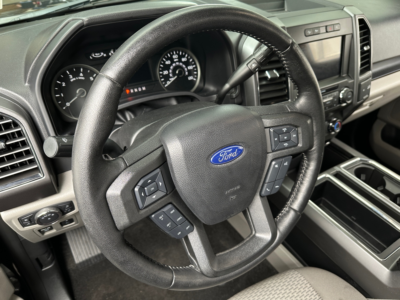 Thumbnail: 2019 Ford Econoline - 5