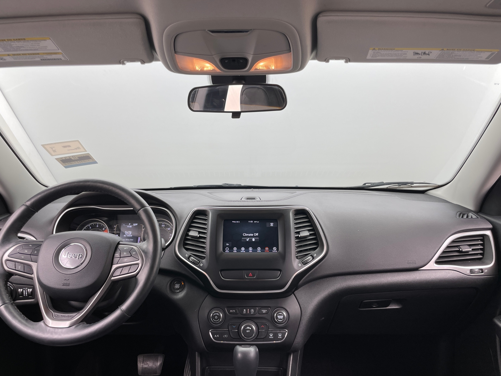 Thumbnail: 2019 Jeep Cherokee - 3