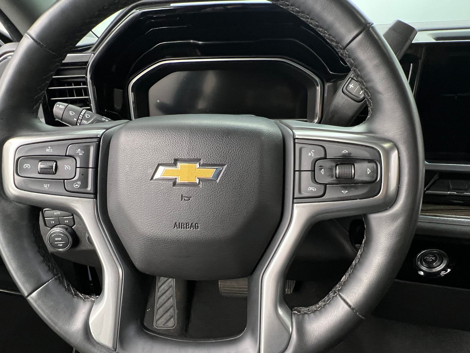 Thumbnail: 2023 Chevrolet Silverado 1500 - 5