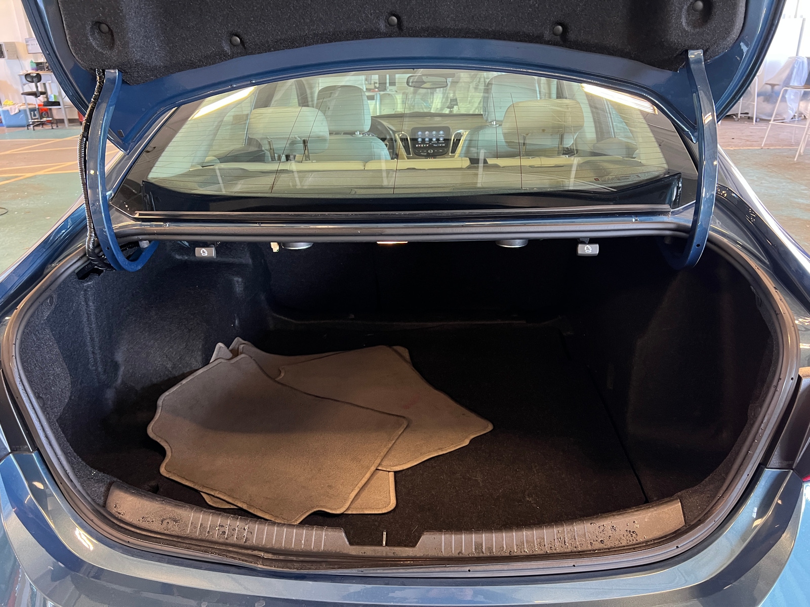 Thumbnail: 2024 Chevrolet Malibu - 6