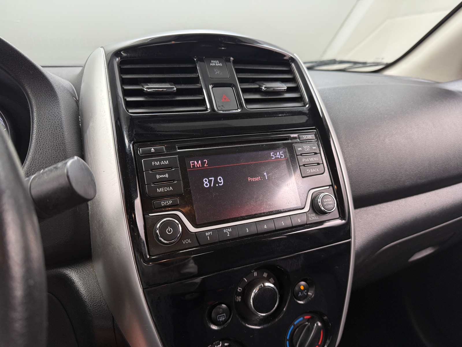 Thumbnail: 2018 Nissan Versa - 4