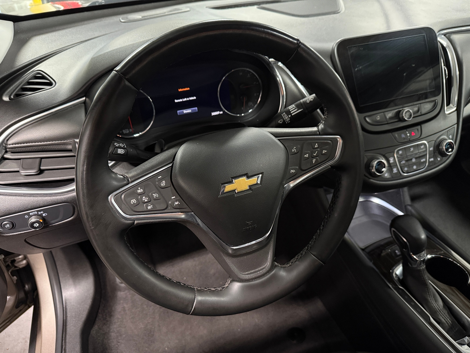 Thumbnail: 2024 Chevrolet Malibu - 4