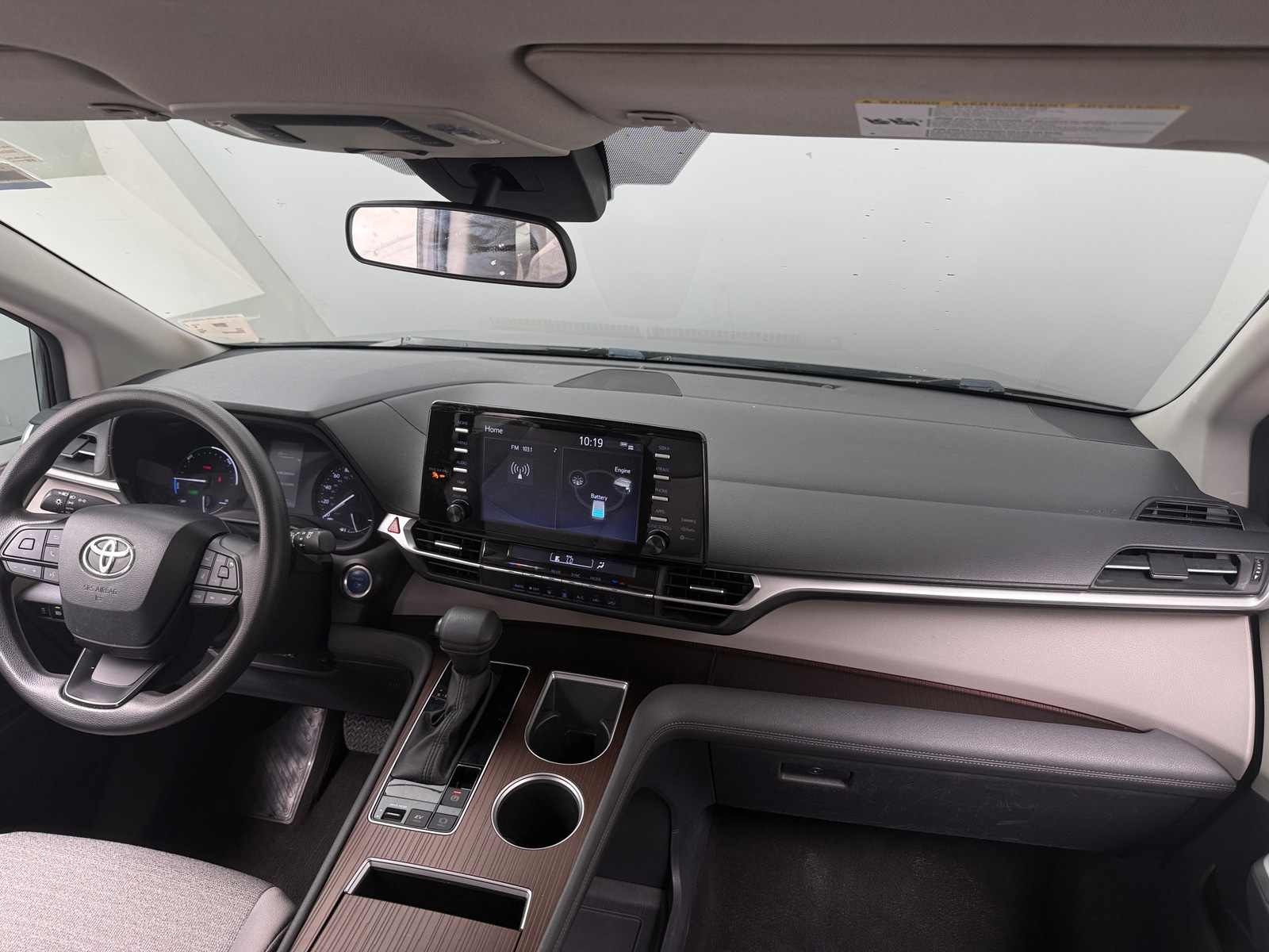 Thumbnail: 2023 Toyota Sienna - 3