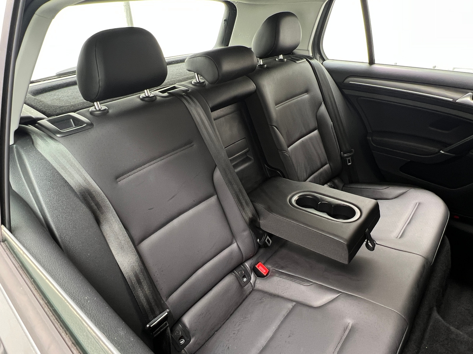 Thumbnail: 2019 Volkswagen e-Golf - 5