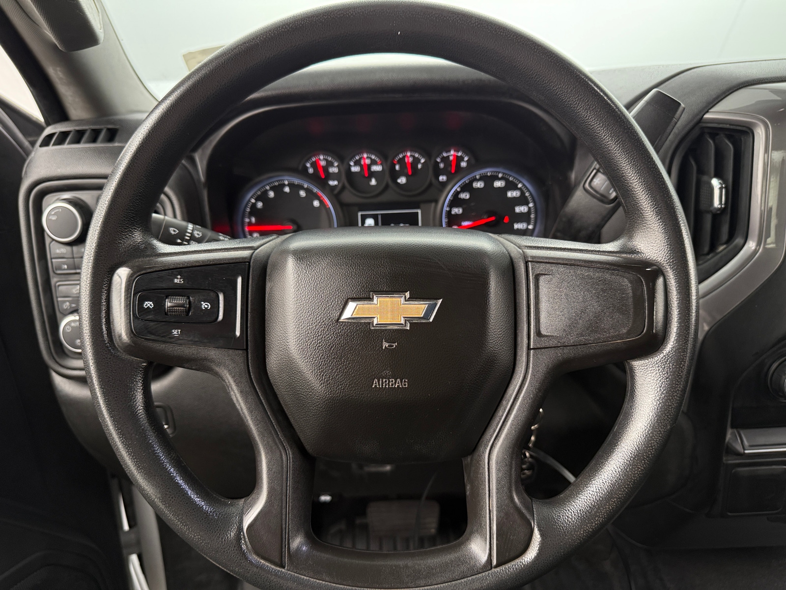 Thumbnail: 2020 Chevrolet Silverado 1500 - 5