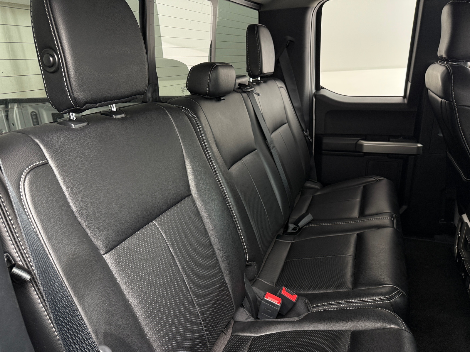 Thumbnail: 2019 Ford Econoline - 5