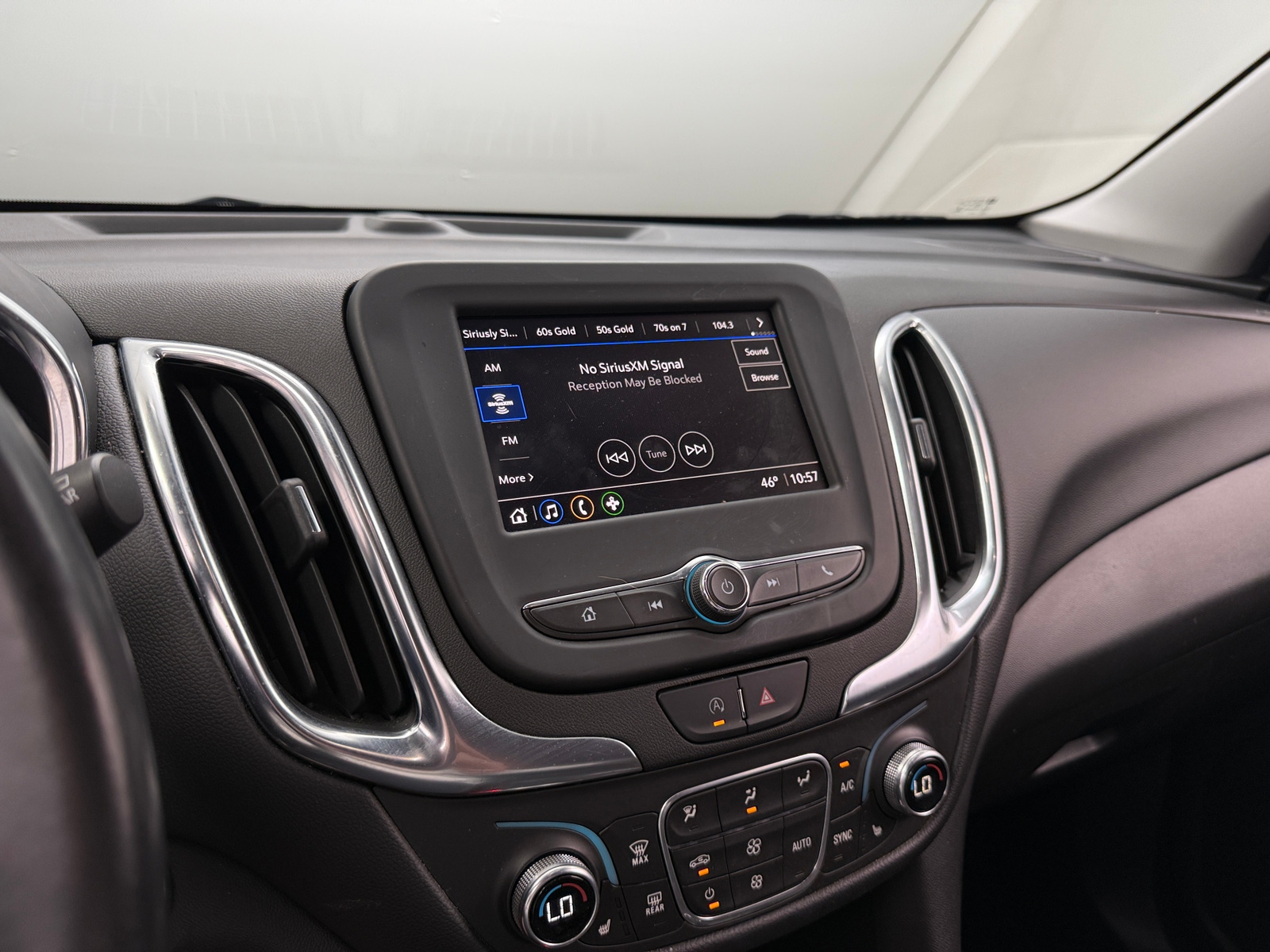 Thumbnail: 2022 Chevrolet Equinox - 4