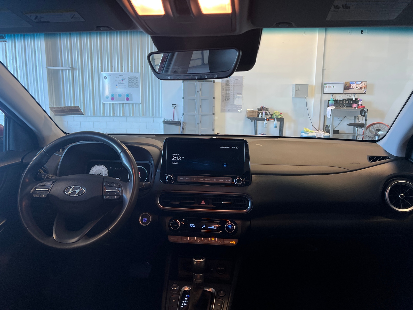 Thumbnail: 2023 Hyundai Kona - 2