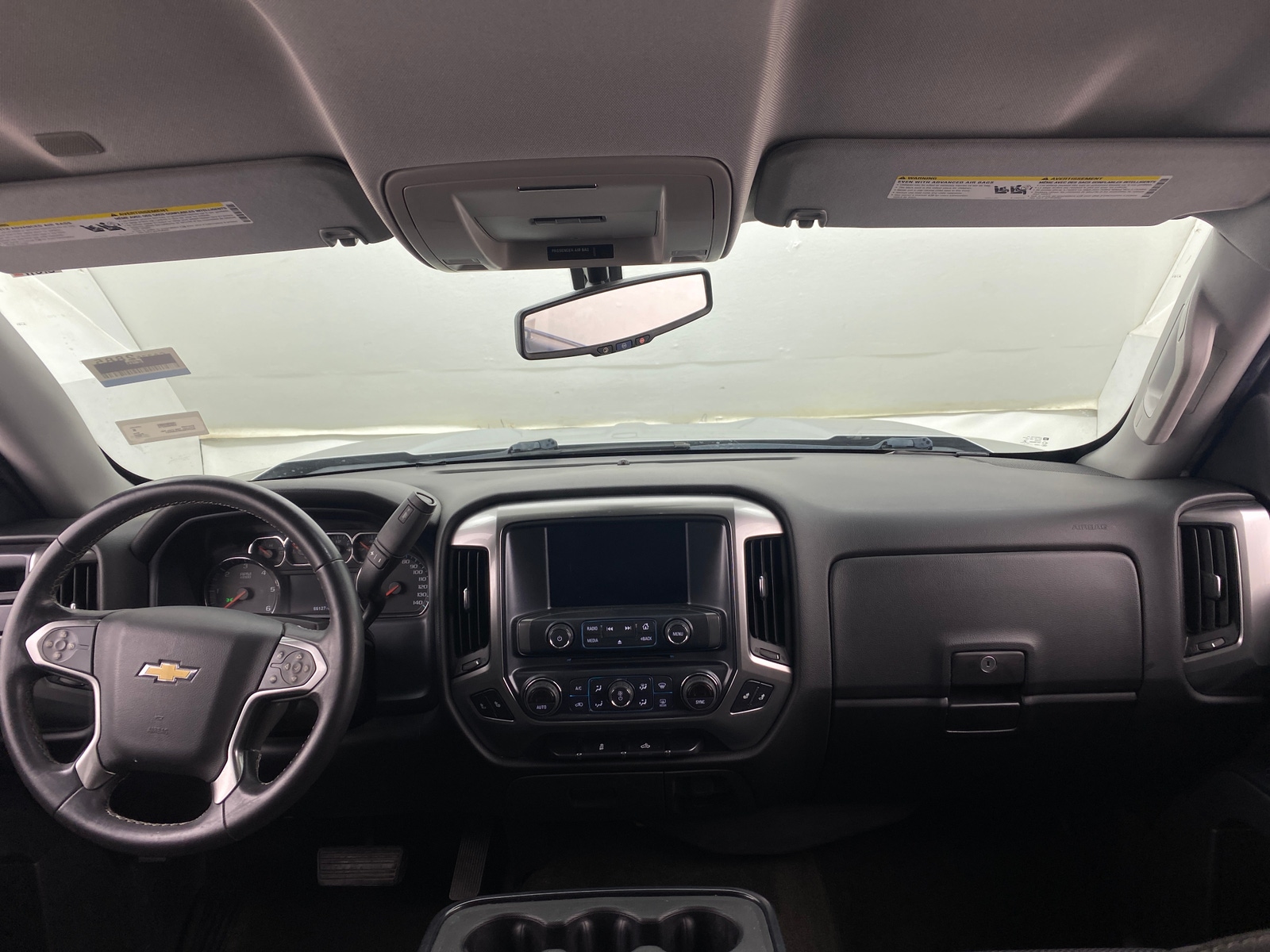 Thumbnail: 2017 Chevrolet Silverado 1500 - 3
