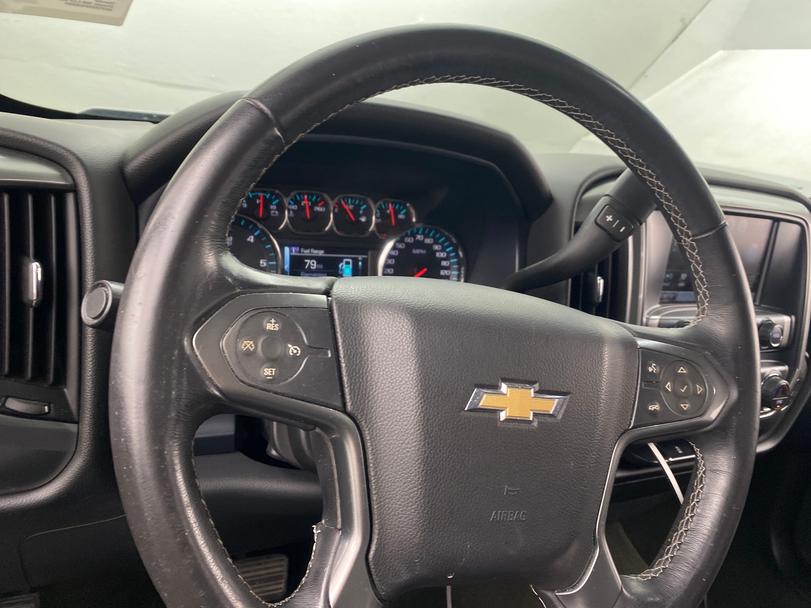 Thumbnail: 2017 Chevrolet Silverado 1500 - 5