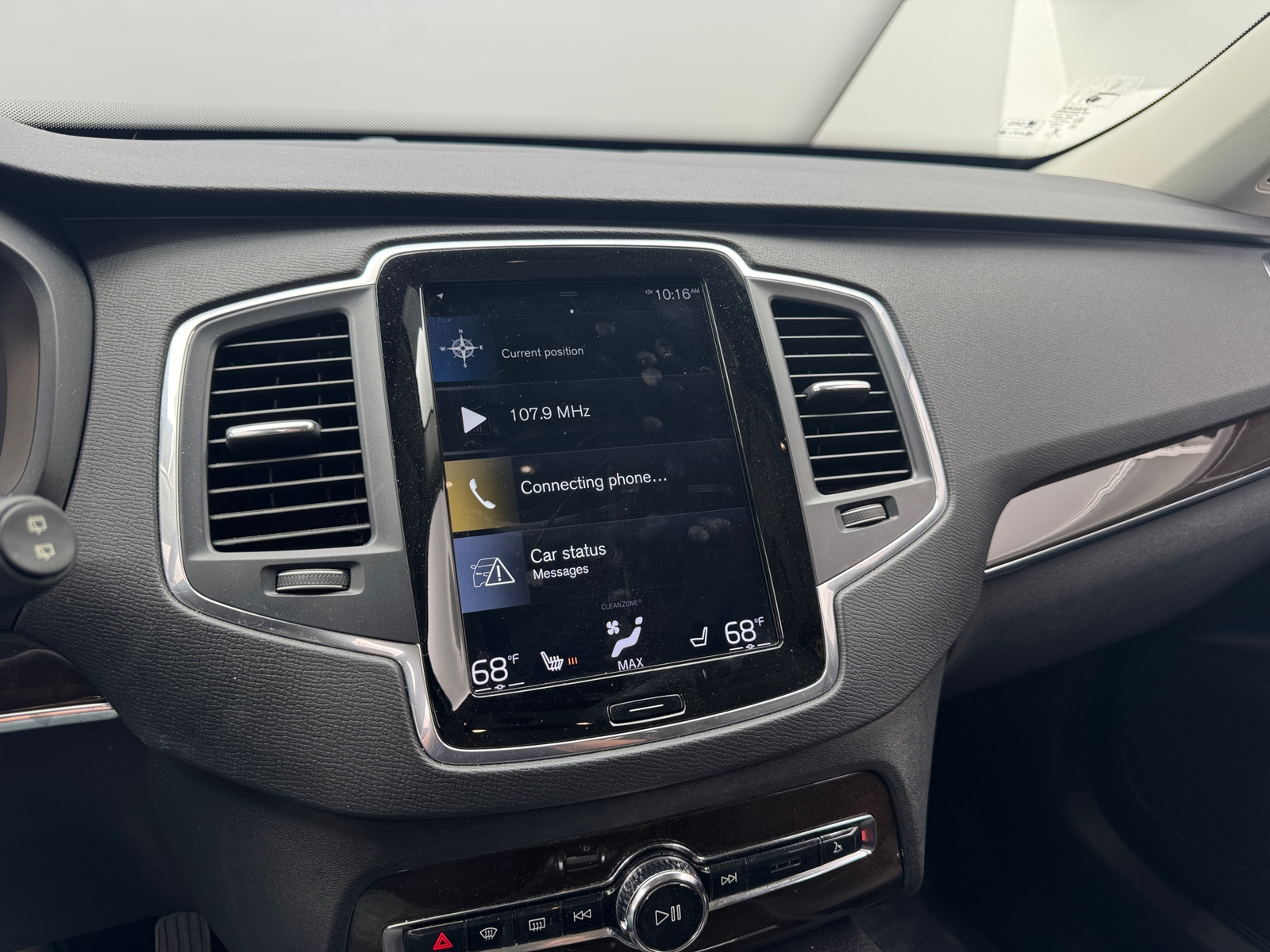Thumbnail: 2019 Volvo XC90 - 3