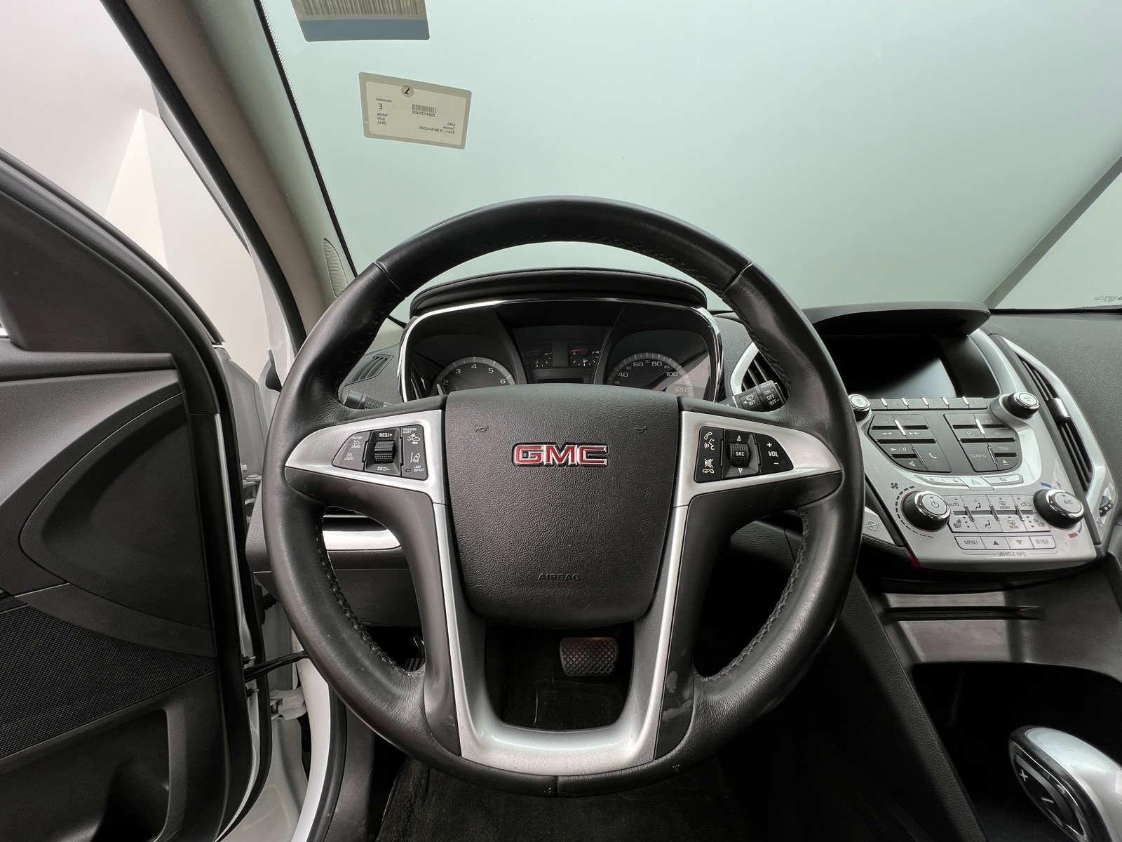 Thumbnail: 2015 GMC Terrain - 4