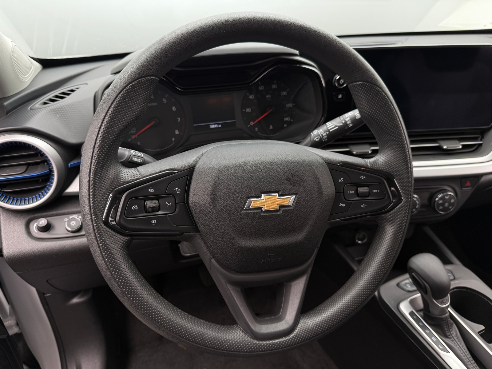 Thumbnail: 2024 Chevrolet Trax - 5