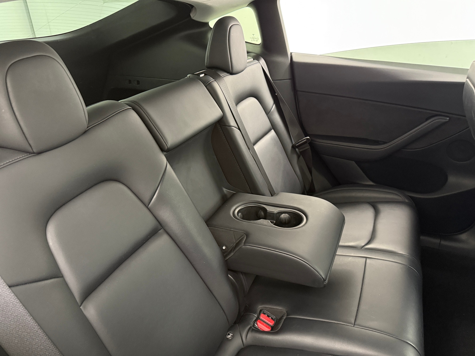 Thumbnail: 2021 Tesla Model Y - 4