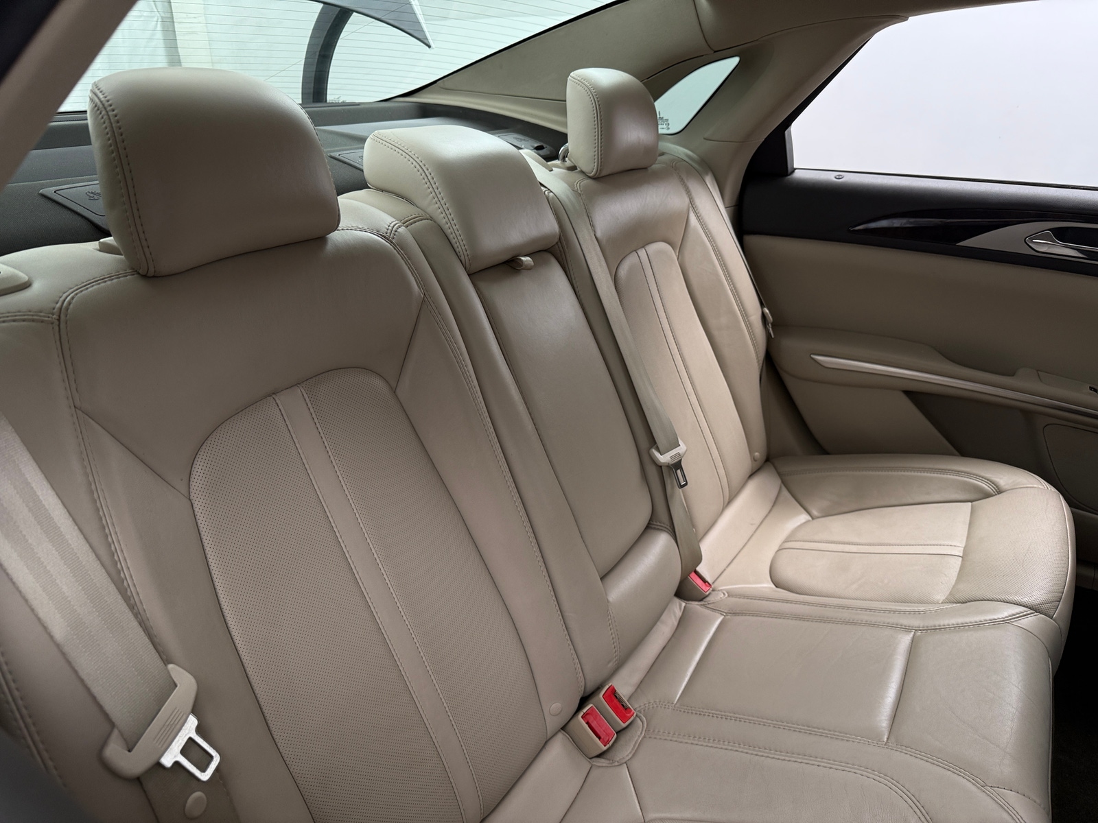 Thumbnail: 2016 Lincoln MKZ - 5