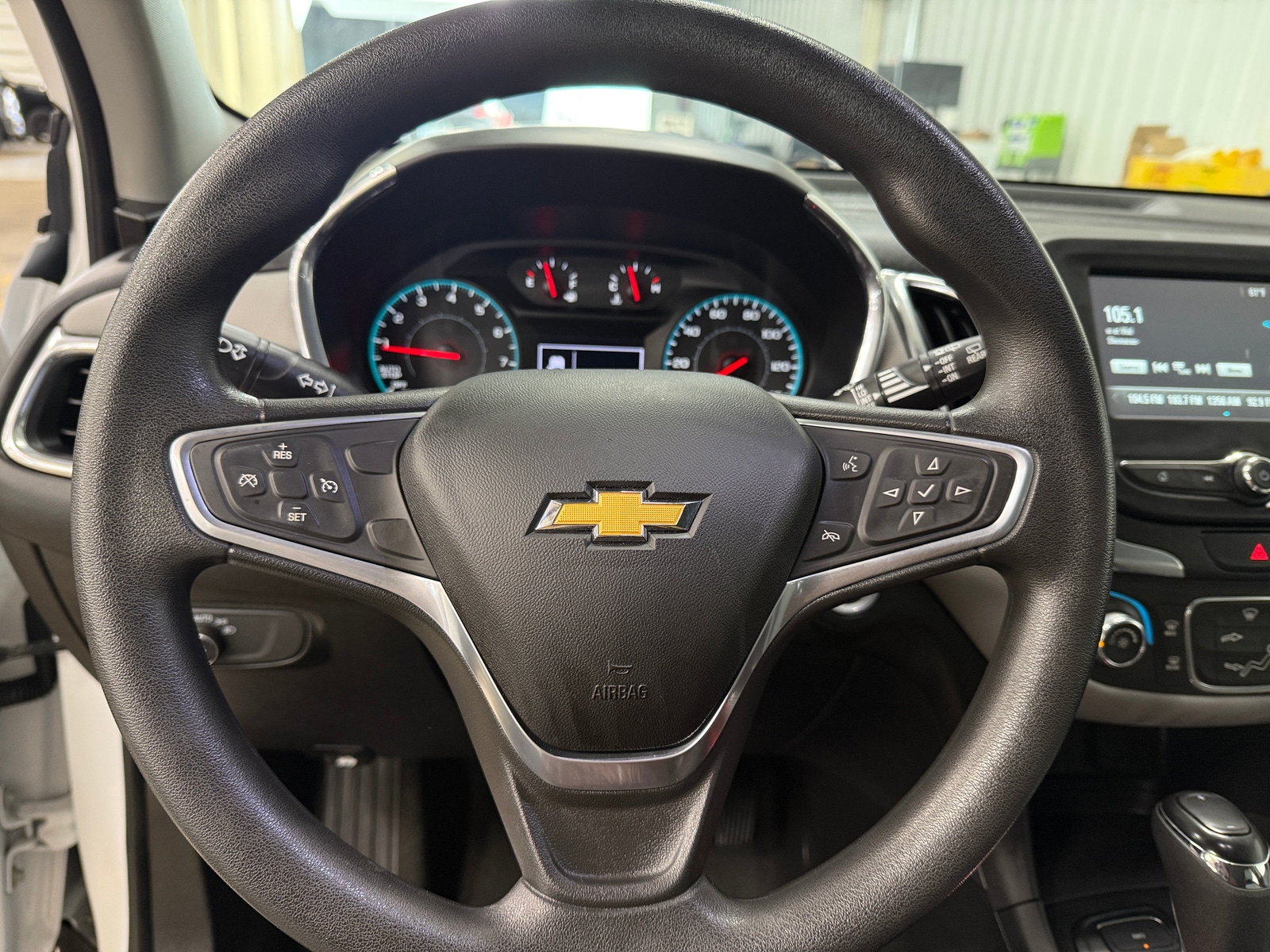 Thumbnail: 2018 Chevrolet Equinox - 5