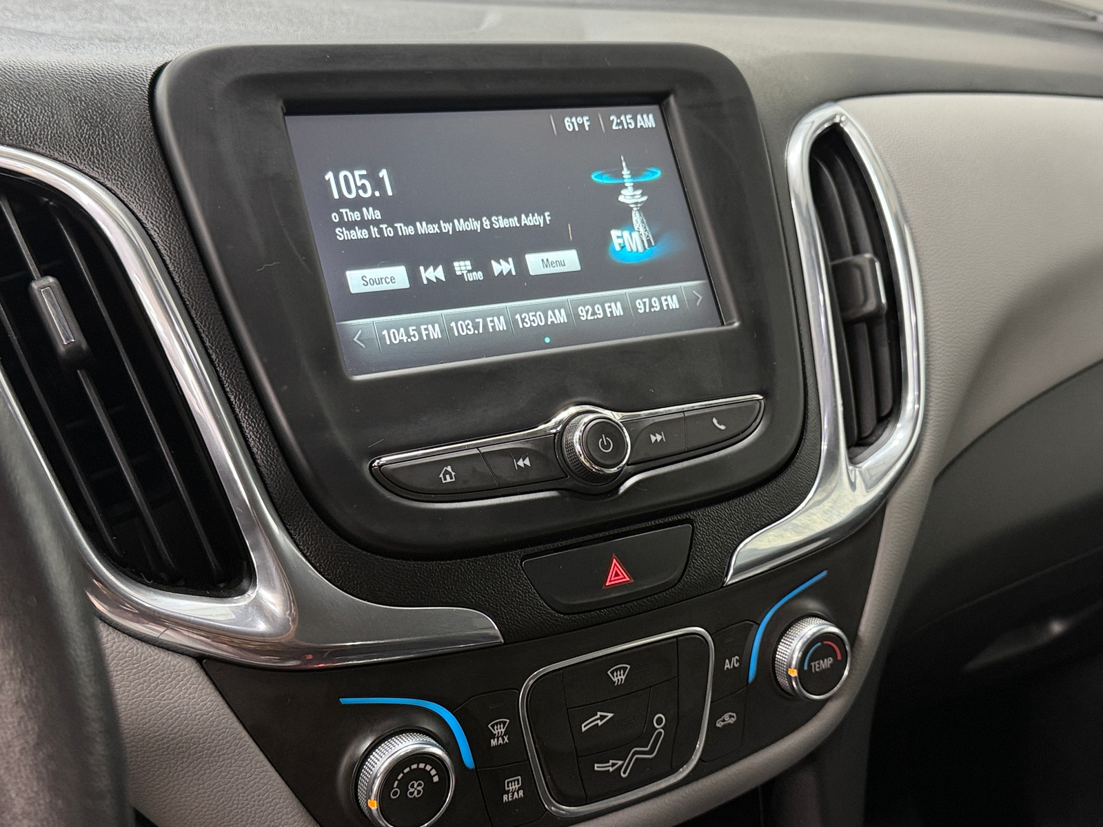 Thumbnail: 2018 Chevrolet Equinox - 4