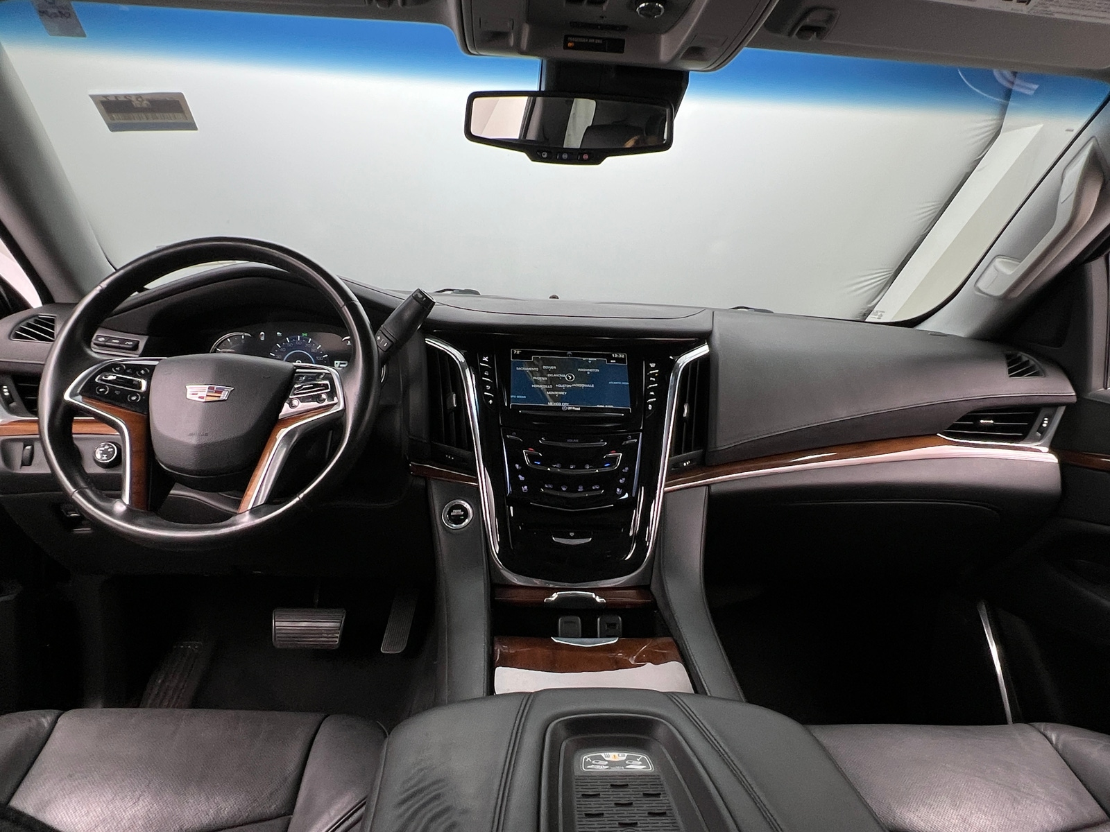 Thumbnail: 2016 Cadillac Escalade - 2