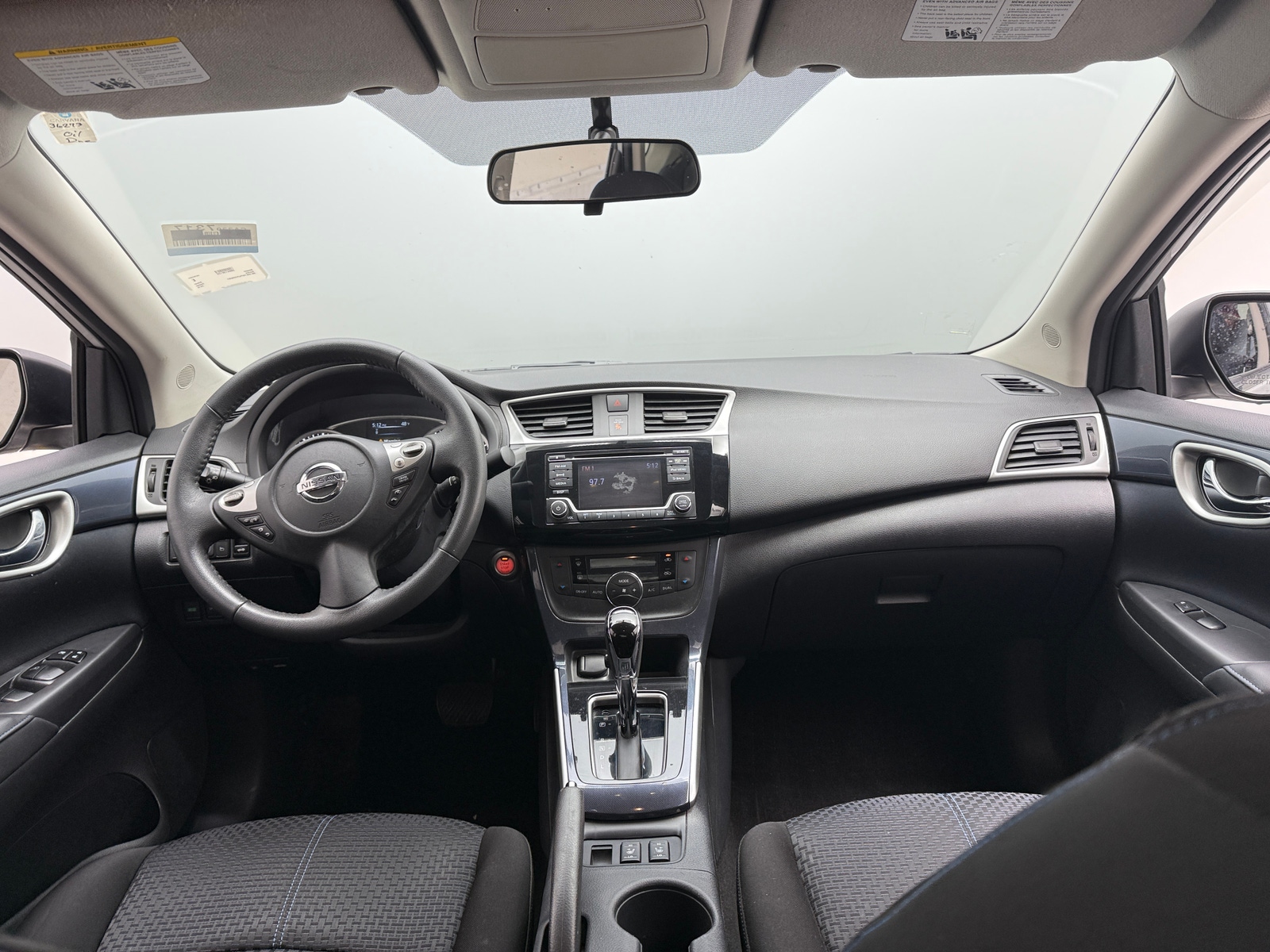 Thumbnail: 2018 Nissan Sentra - 3