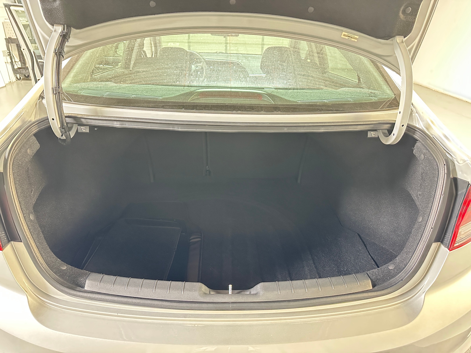 Thumbnail: 2019 Hyundai Elantra - 7