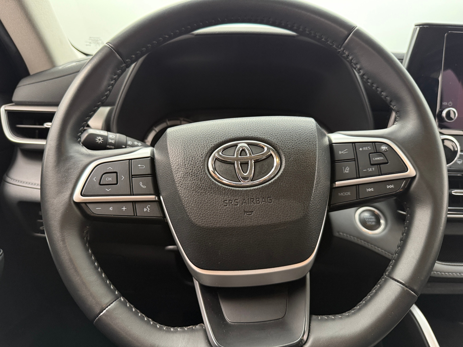 Thumbnail: 2024 Toyota Highlander - 5