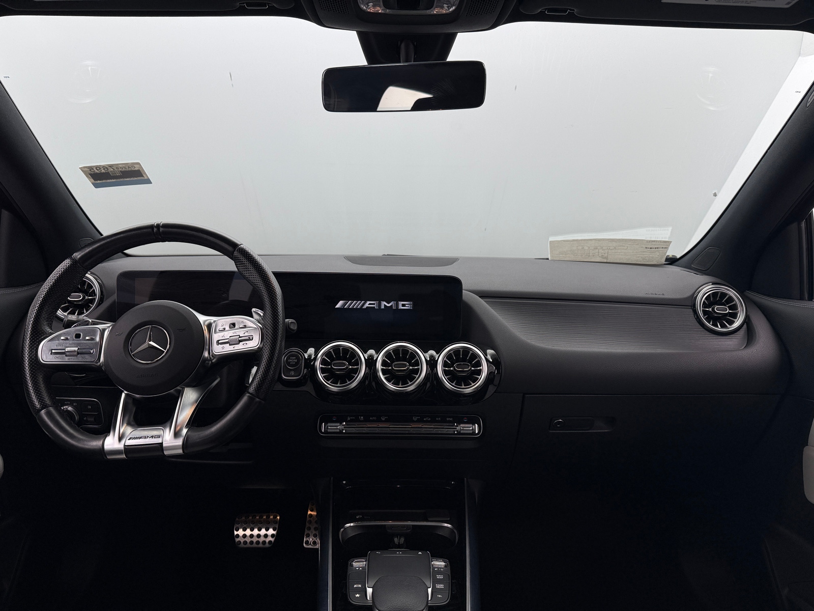 Thumbnail: 2022 Mercedes-Benz GLA - 2