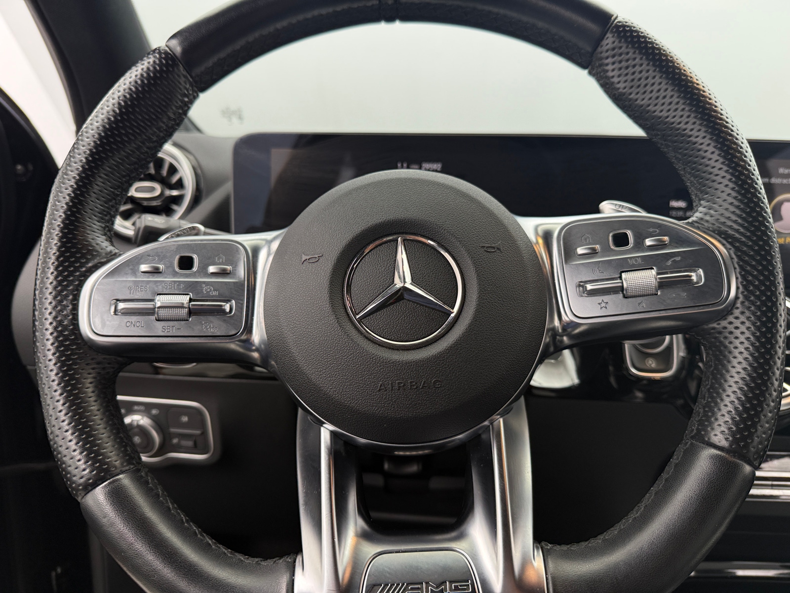 Thumbnail: 2022 Mercedes-Benz GLA - 4