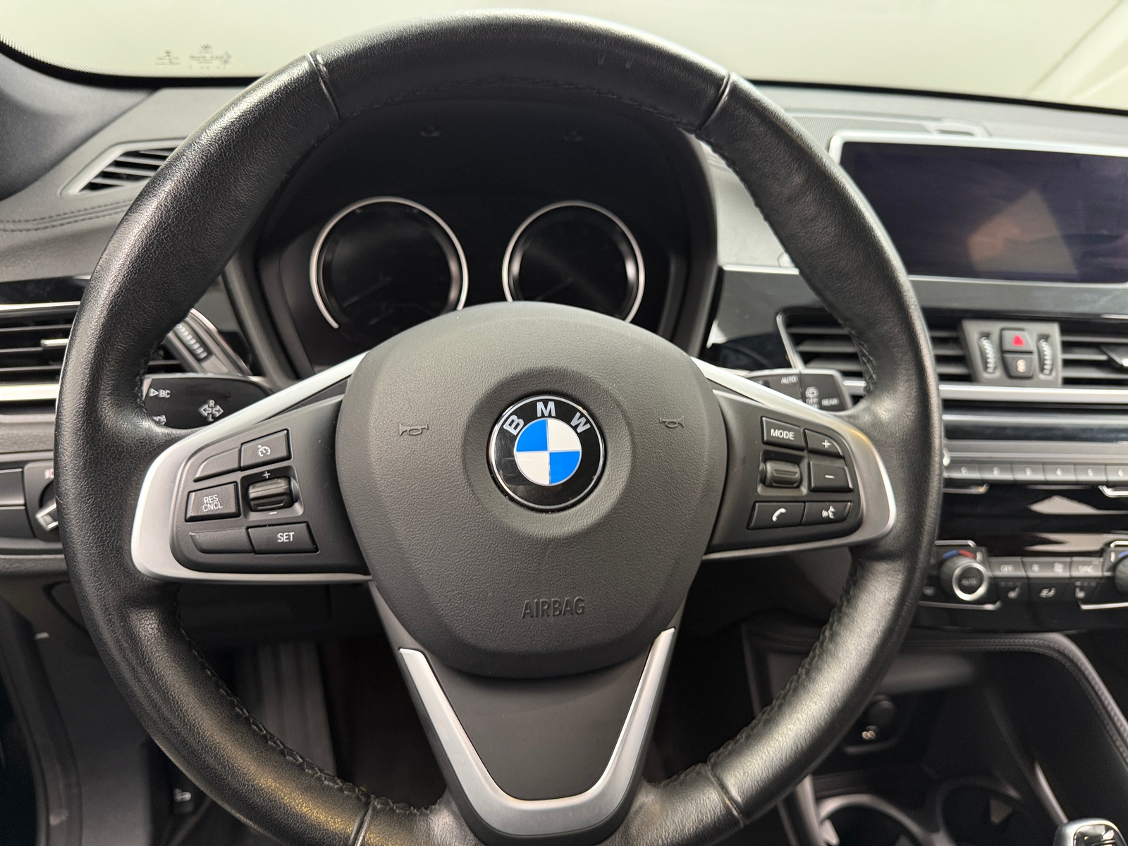 Thumbnail: 2022 BMW X1 - 4