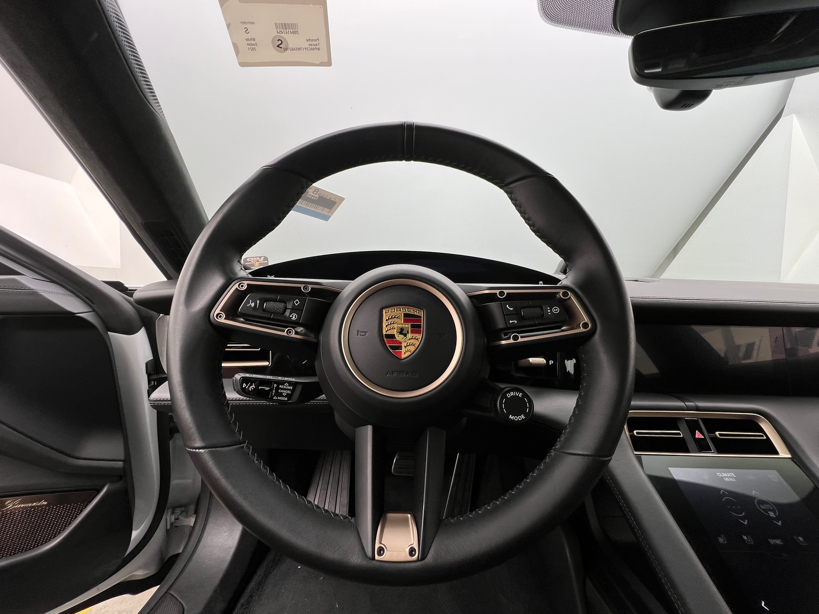 Thumbnail: 2021 Porsche Taycan - 5