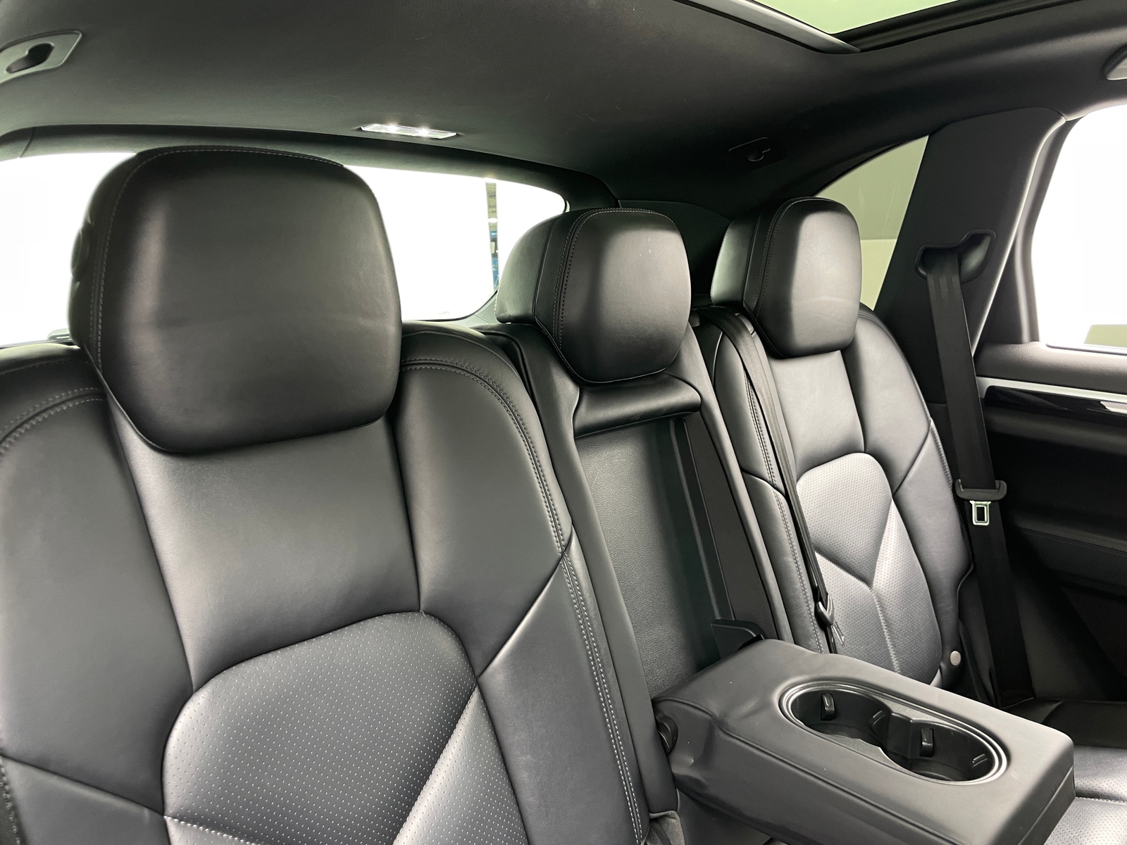 Thumbnail: 2016 Porsche Cayenne - 5