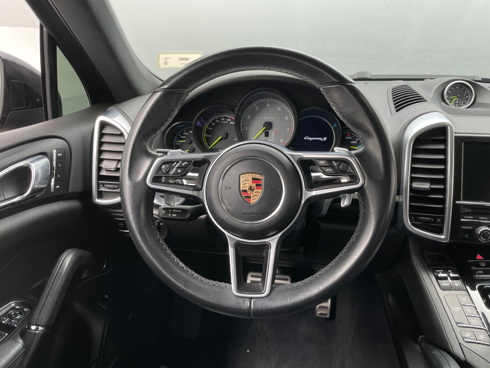 Thumbnail: 2016 Porsche Cayenne - 4