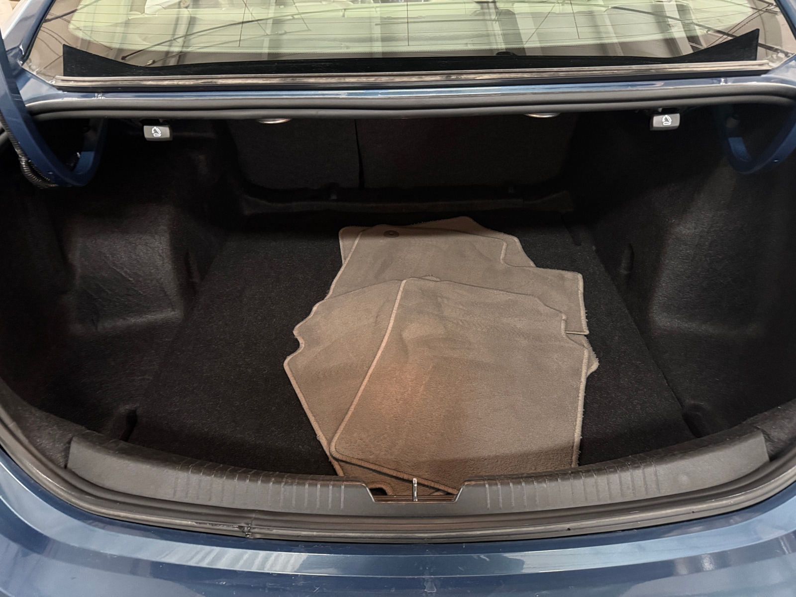 Thumbnail: 2024 Chevrolet Malibu - 6