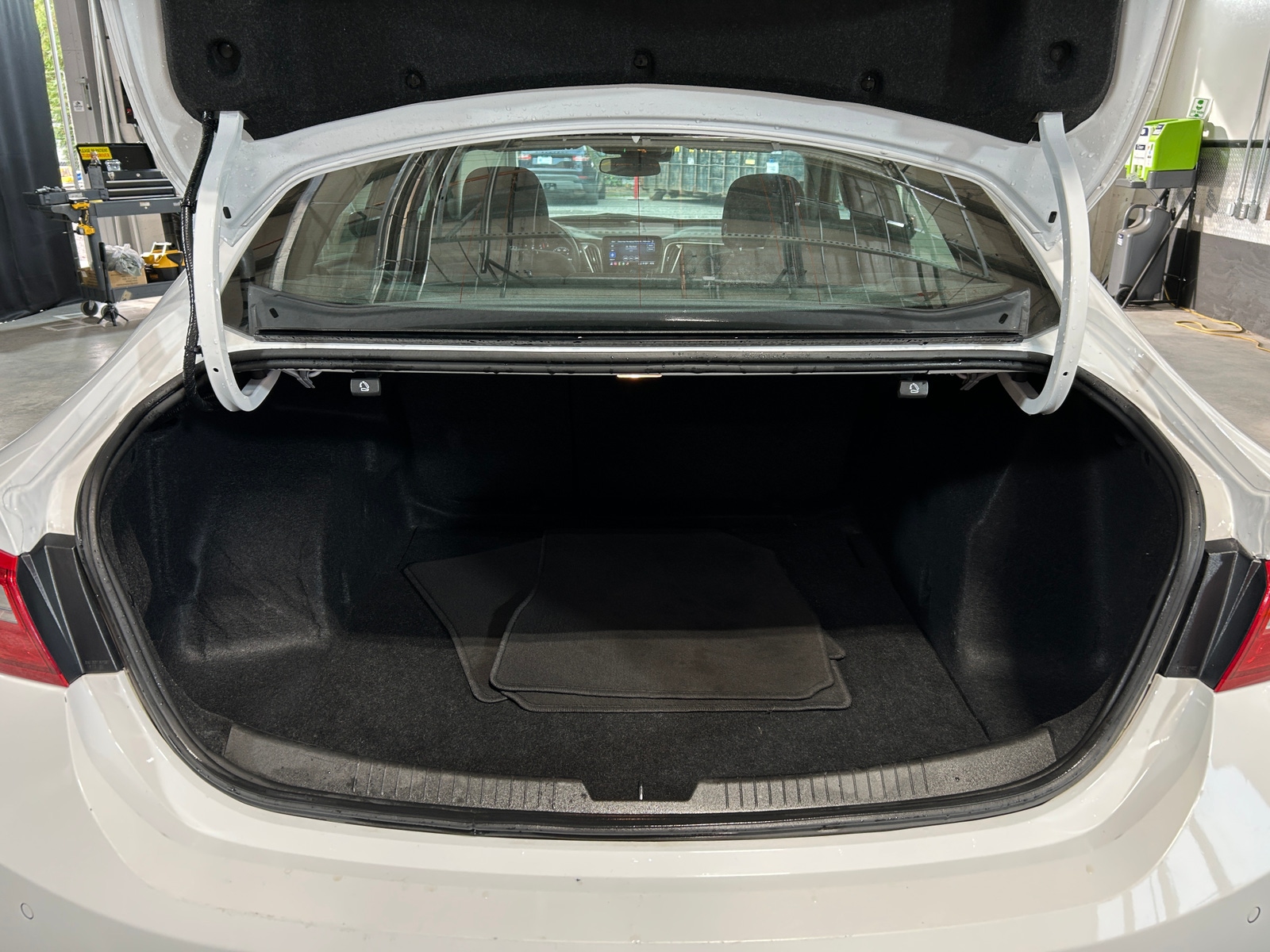 Thumbnail: 2024 Chevrolet Malibu - 7