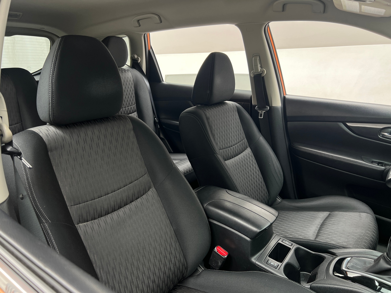 Thumbnail: 2017 Nissan Rogue - 2