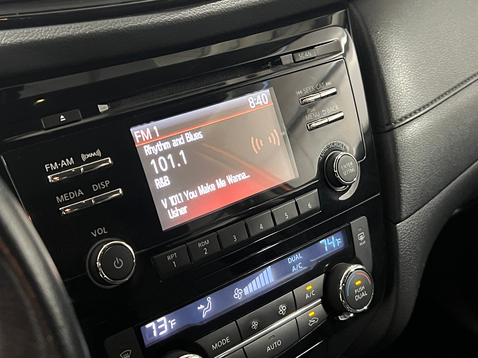 Thumbnail: 2017 Nissan Rogue - 4