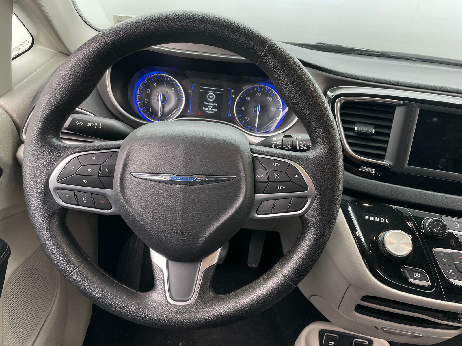 Thumbnail: 2020 Chrysler Pacifica - 5
