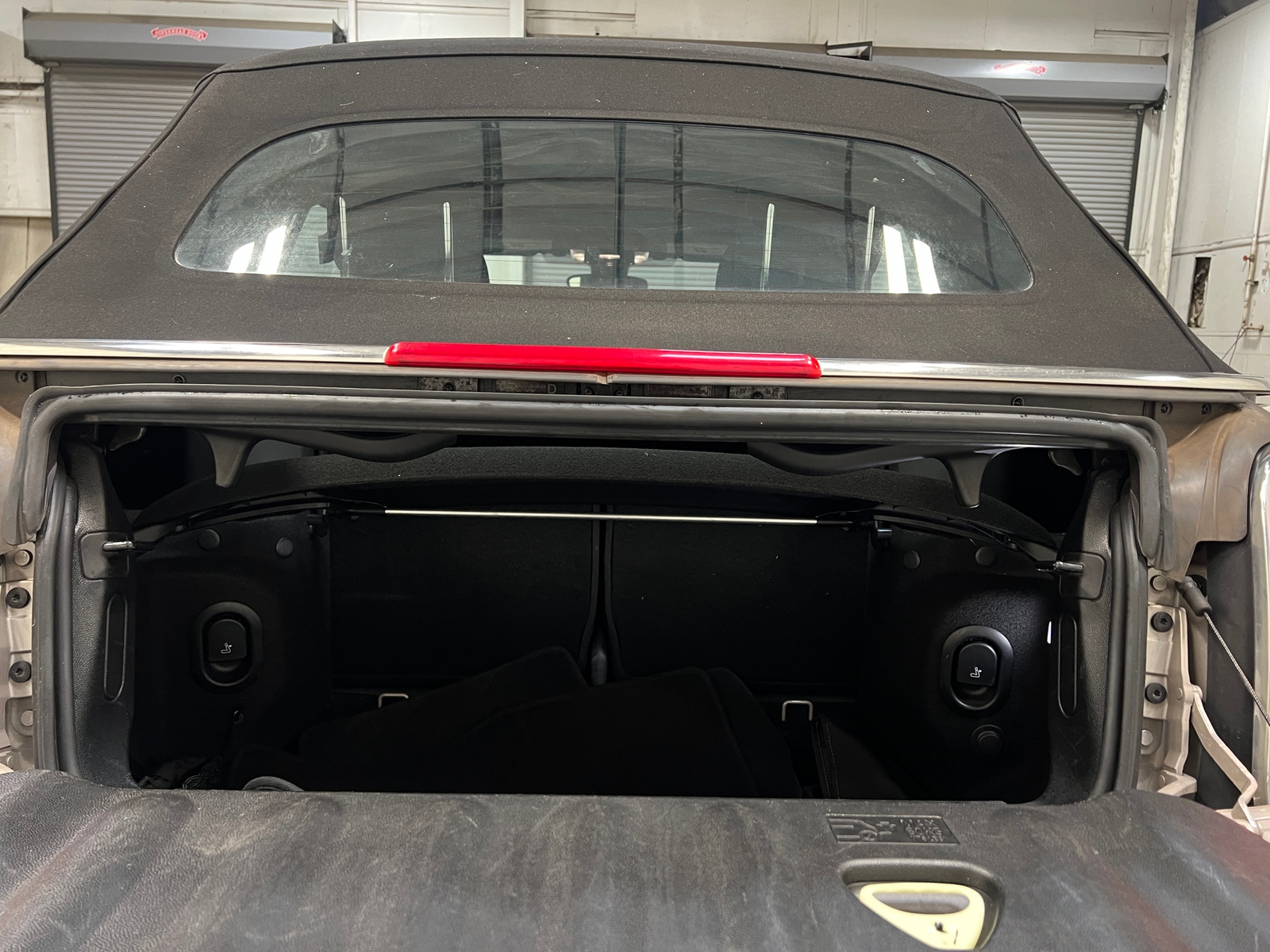 Thumbnail: 2024 MINI Cooper Convertible - 6