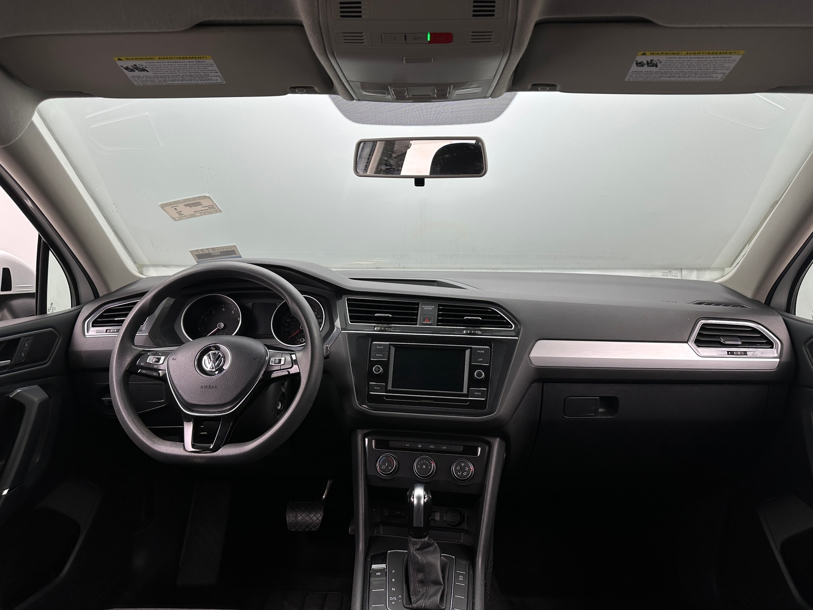 Thumbnail: 2020 Volkswagen Tiguan - 3