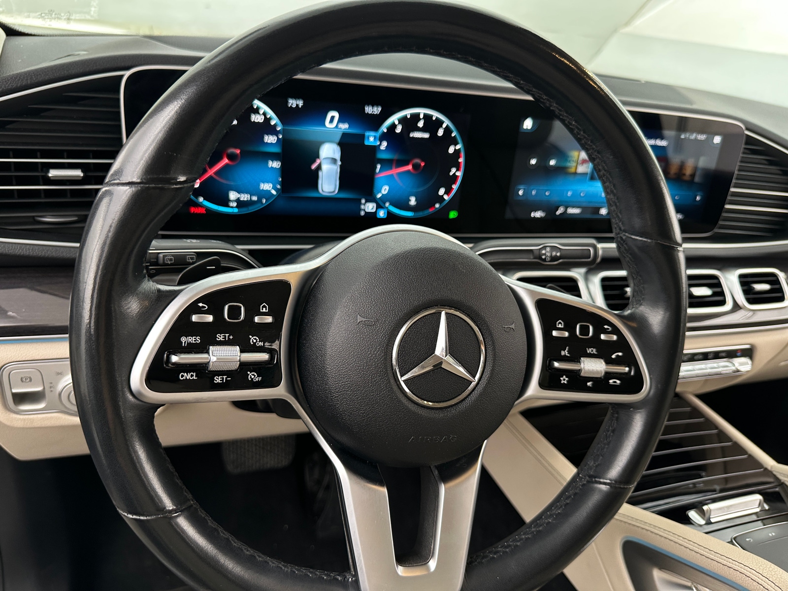Thumbnail: 2021 Mercedes-Benz GLE - 4
