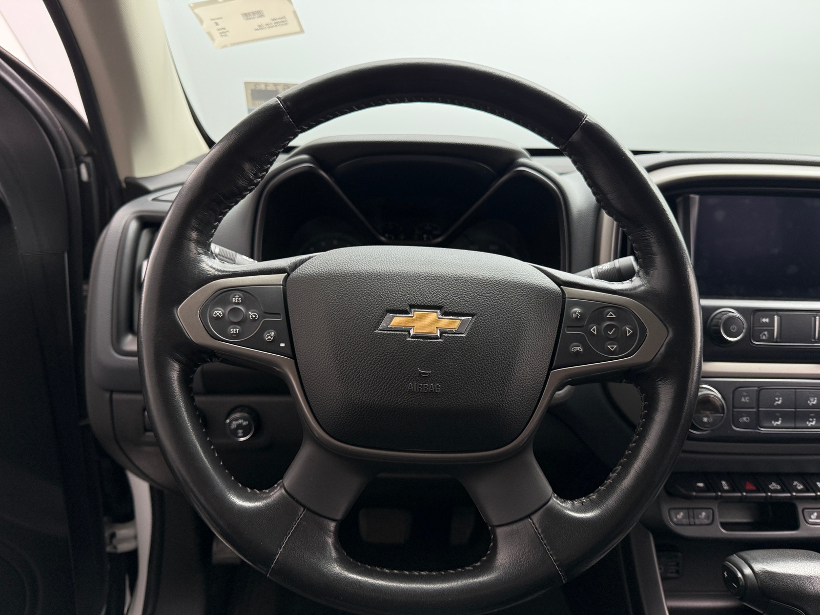 Thumbnail: 2019 Chevrolet Colorado - 4