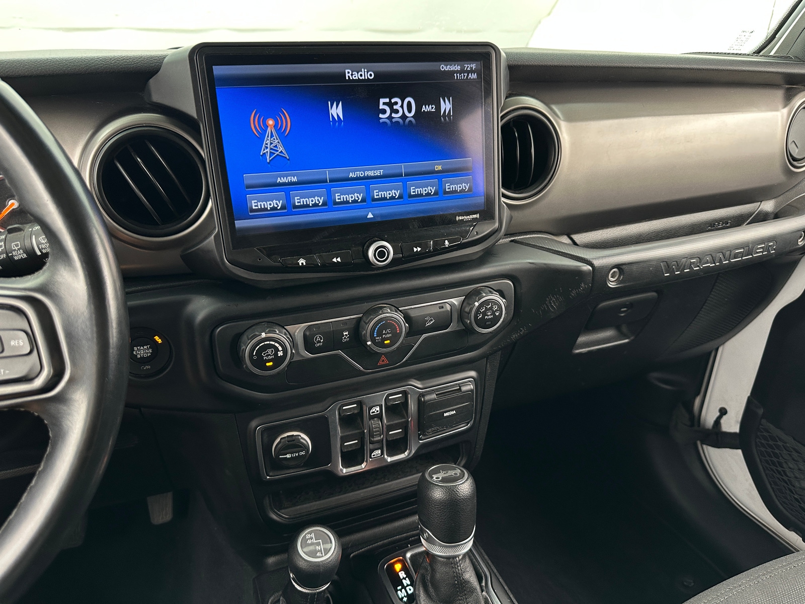 Thumbnail: 2019 Jeep Wrangler - 4