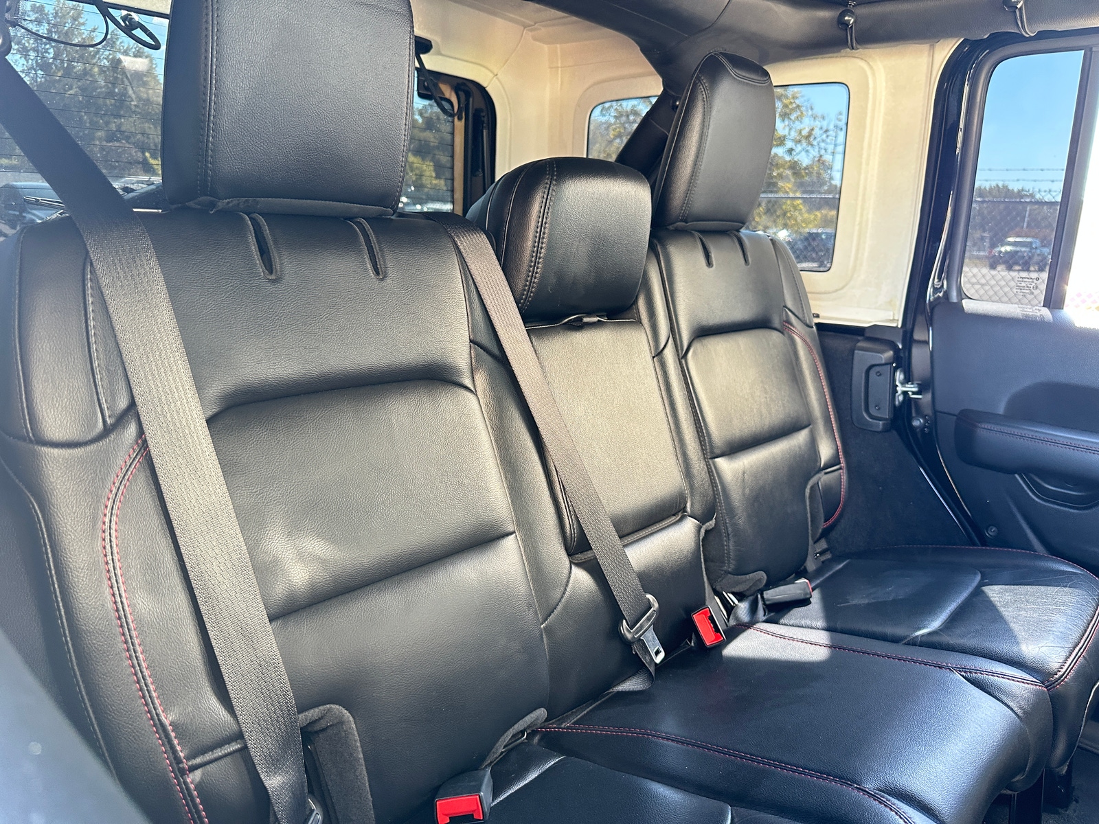Thumbnail: 2021 Jeep Wrangler - 6