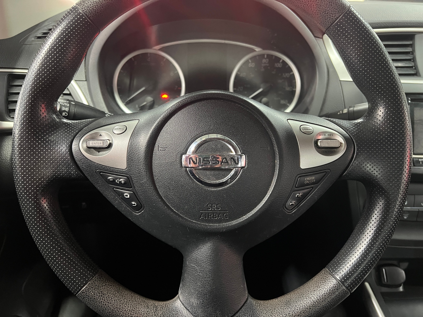 Thumbnail: 2018 Nissan Sentra - 5