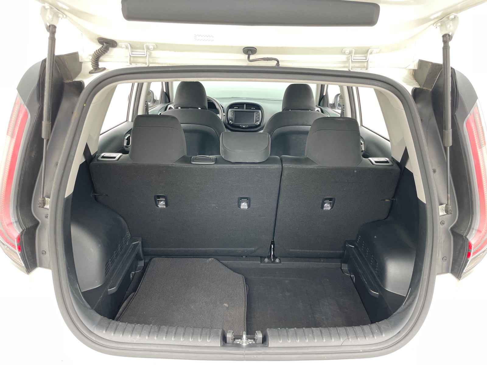 Thumbnail: 2023 Kia Soul - 7