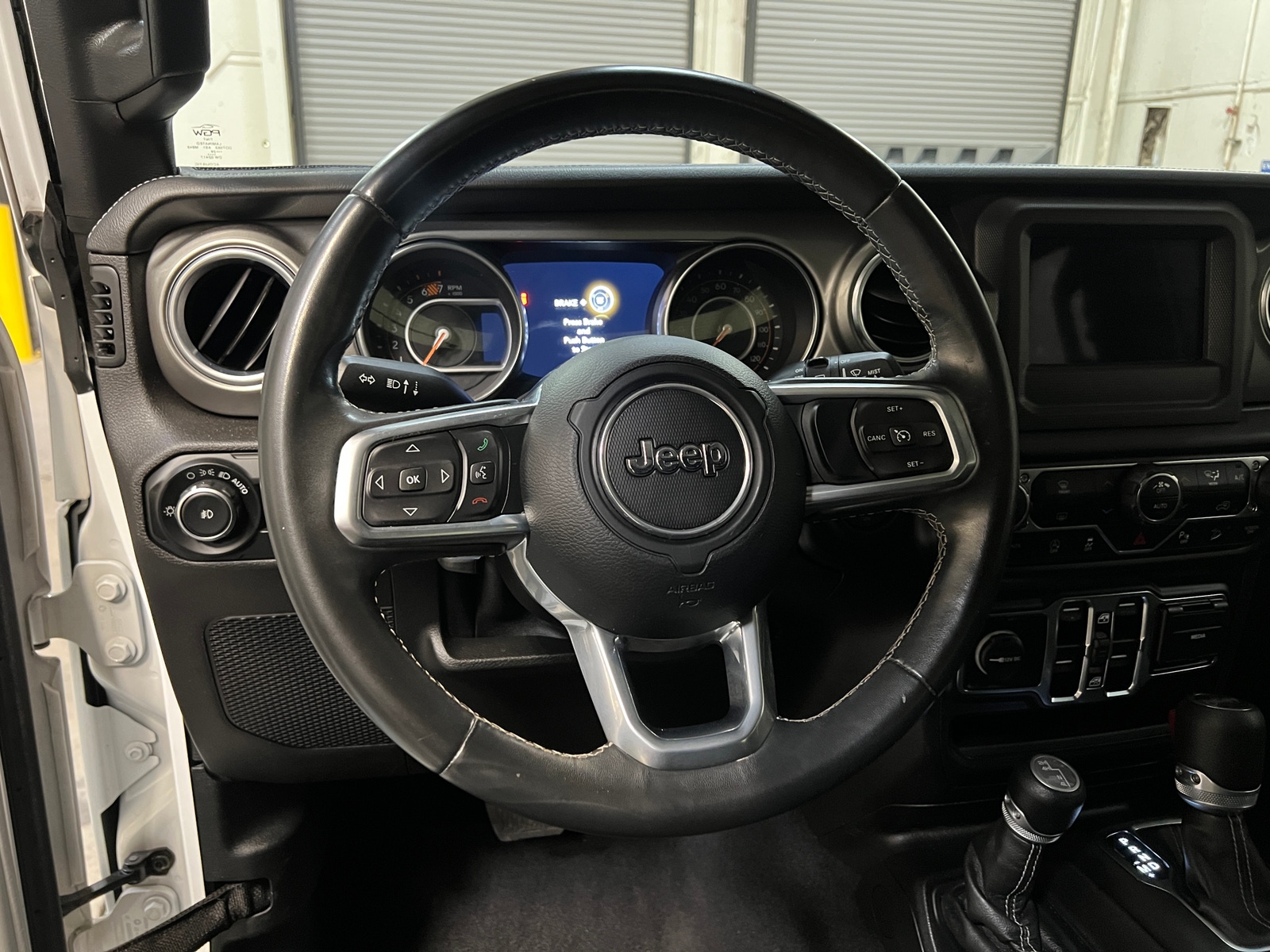 Thumbnail: 2019 Jeep Wrangler - 5